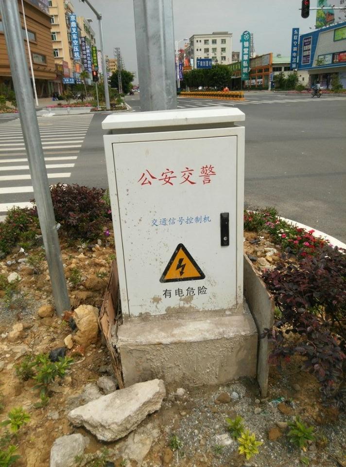 惠州大亞灣交通信號(hào)燈，交通紅綠燈安裝案例
